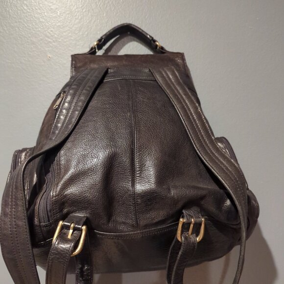 Boulder Ridge Leather Backpack - Picture 3 of 16